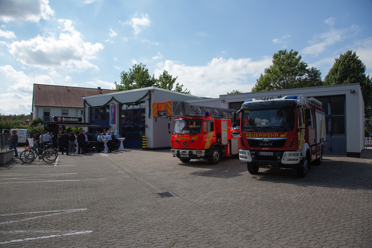 HN 2017 07 29 KZ Fahrzeughalle Ortsfeuerwehr Vinnhorst 0001